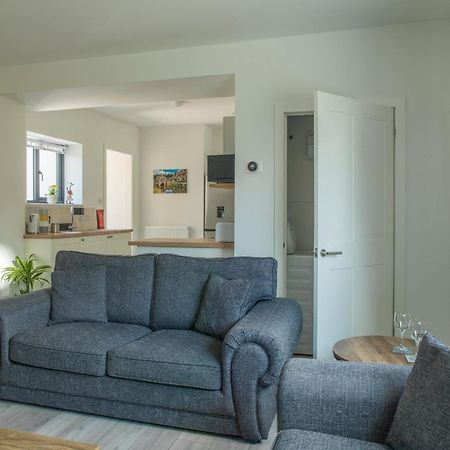 Stunning Modern Apartment In The Cotswolds Chalford المظهر الخارجي الصورة